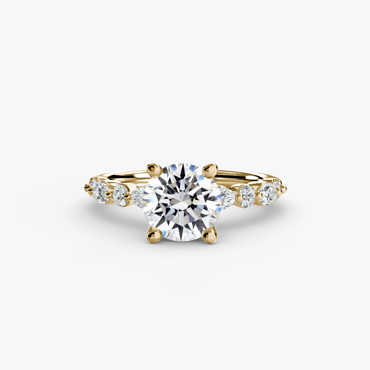 Solitärring mit Diamant-Stationen